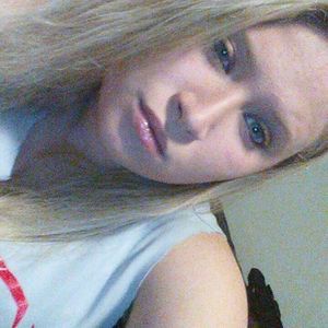 Meet your Posher, Brittney